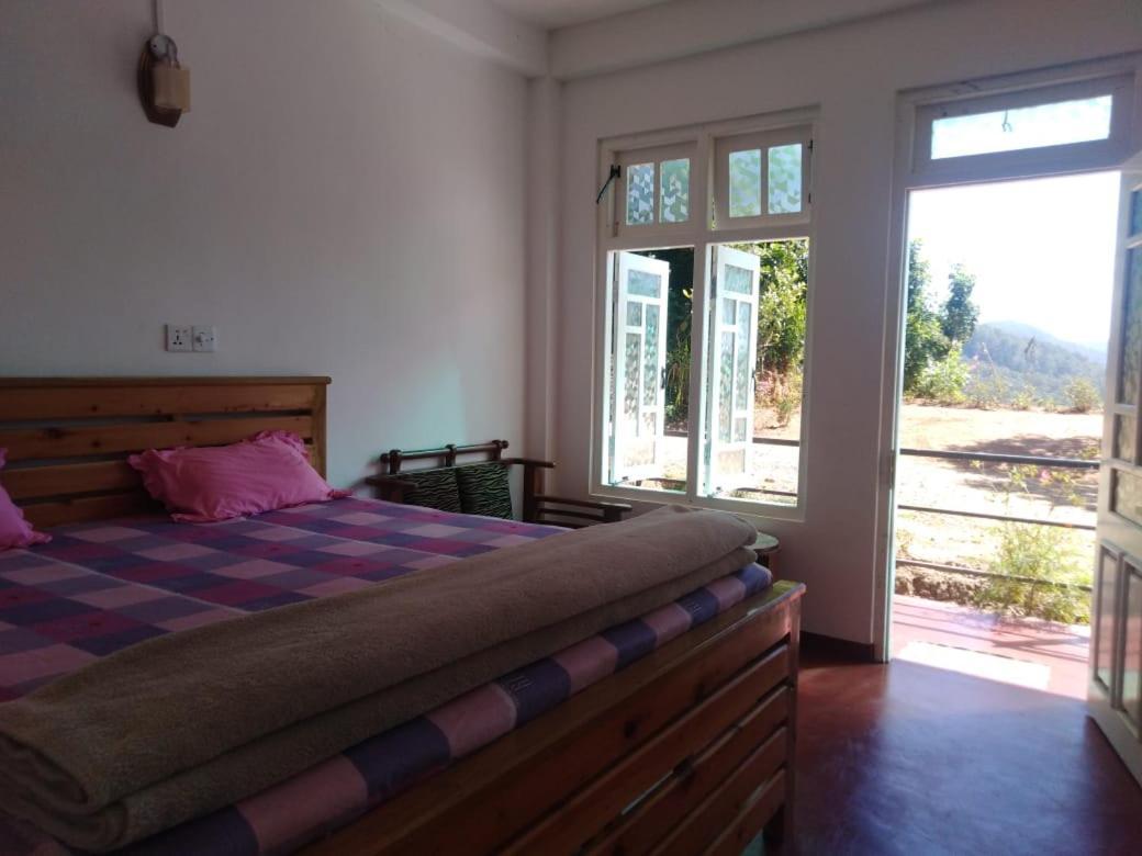 Forest Cyniciam Homestay Ohiya Exterior foto